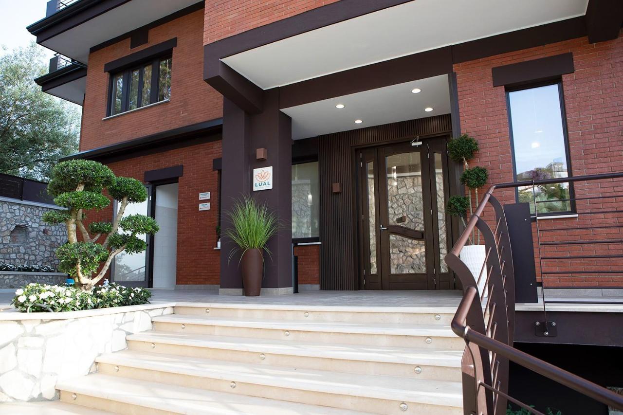 Lual Bleisure Hotel Pofi المظهر الخارجي الصورة
