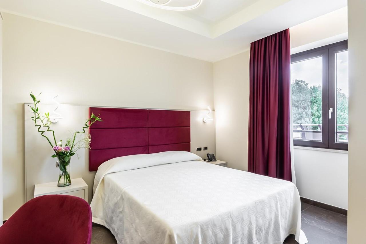 Lual Bleisure Hotel Pofi المظهر الخارجي الصورة